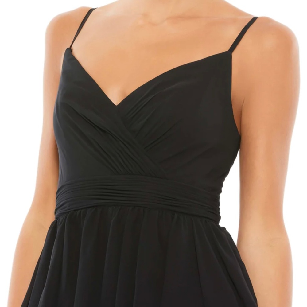 NWT Mac Duggal Sleevless gown with ruffled skirt - Picture 3 of 3
